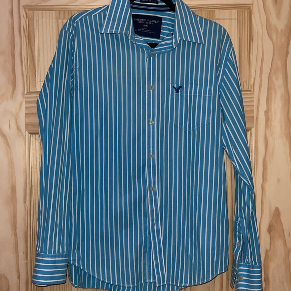 Vintage fit American Eagle button up